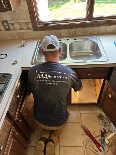 AAA Licensed Plumber installing a new sink